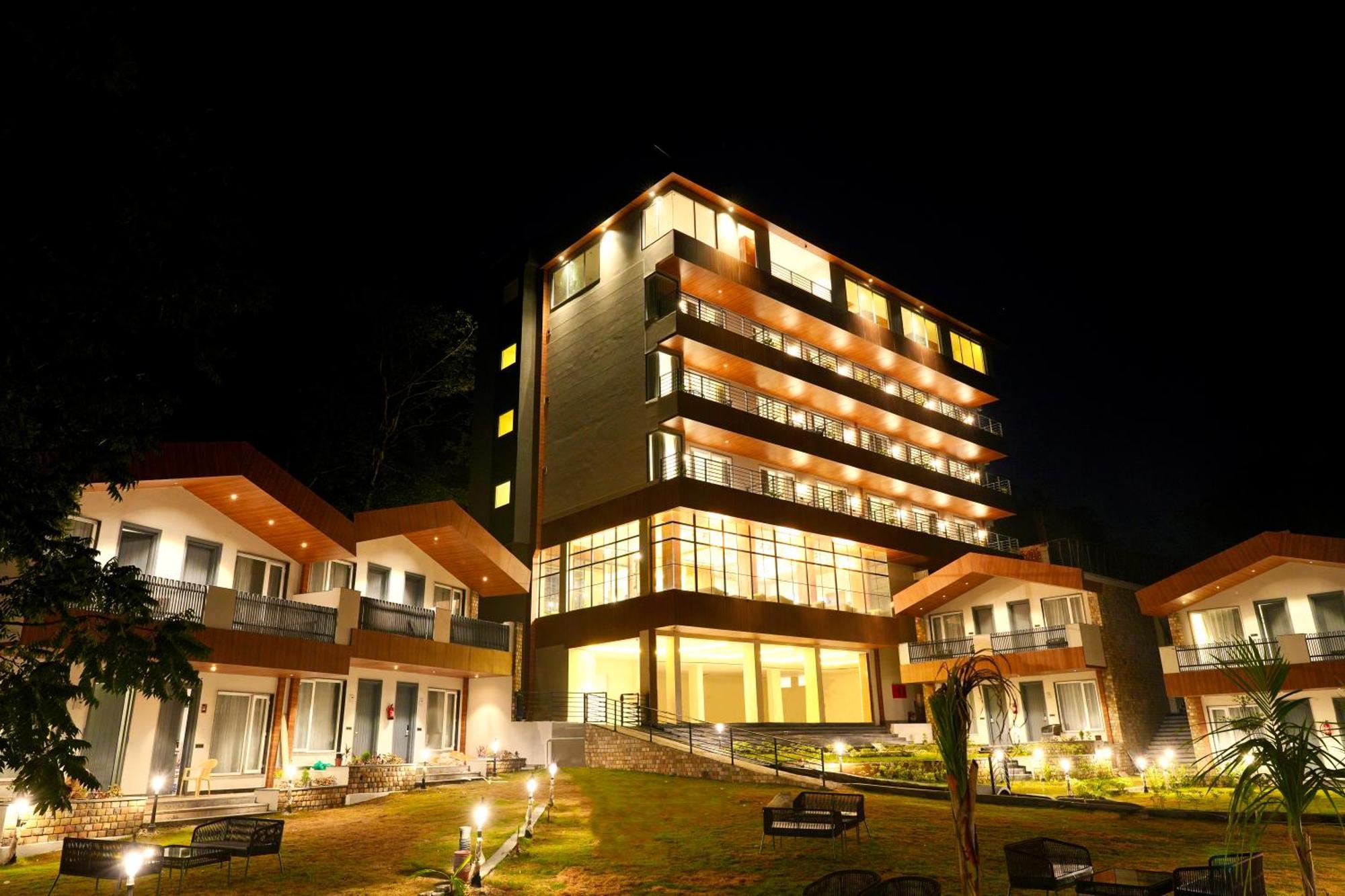 Dls Divine River Resort And Spa, Ришикеш Экстерьер фото