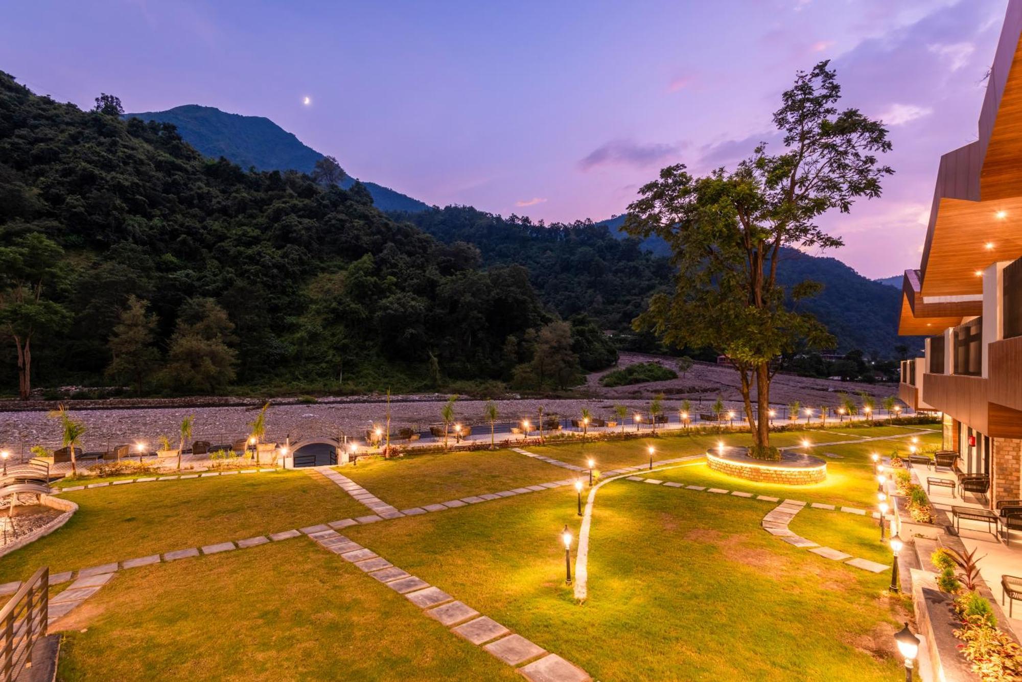 Dls Divine River Resort And Spa, Ришикеш Экстерьер фото